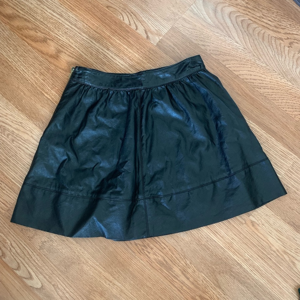 black forever 21 fake leather mini skirt